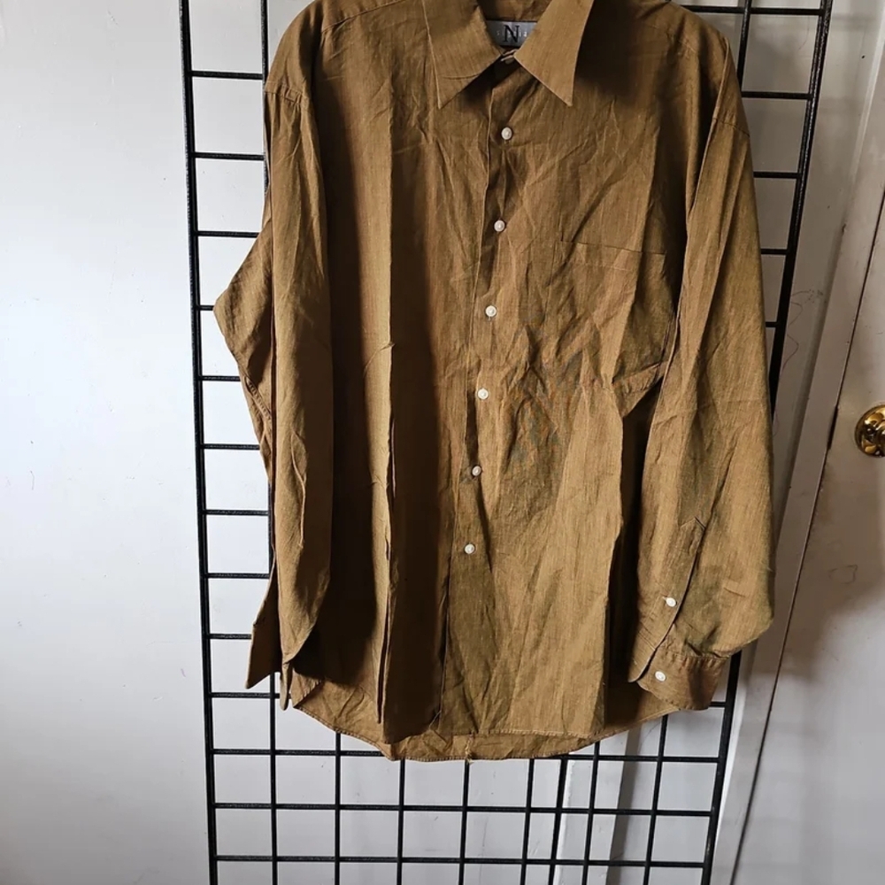 Casual Brown Button Down Shirt with Relaxed Fit